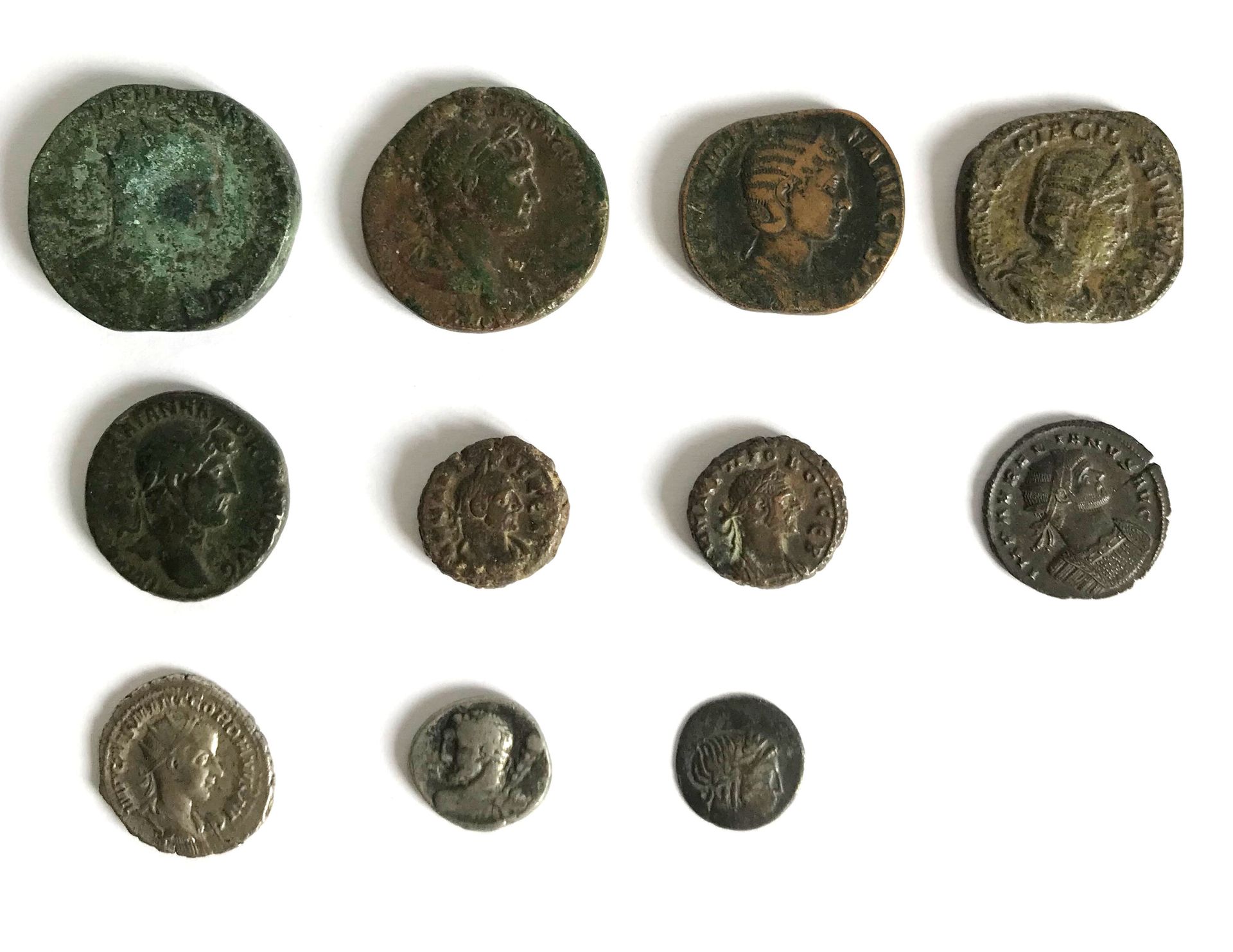 Null Set of 11 antique Roman bronze coins including: 
- Gordian III, billion
- T&hellip;