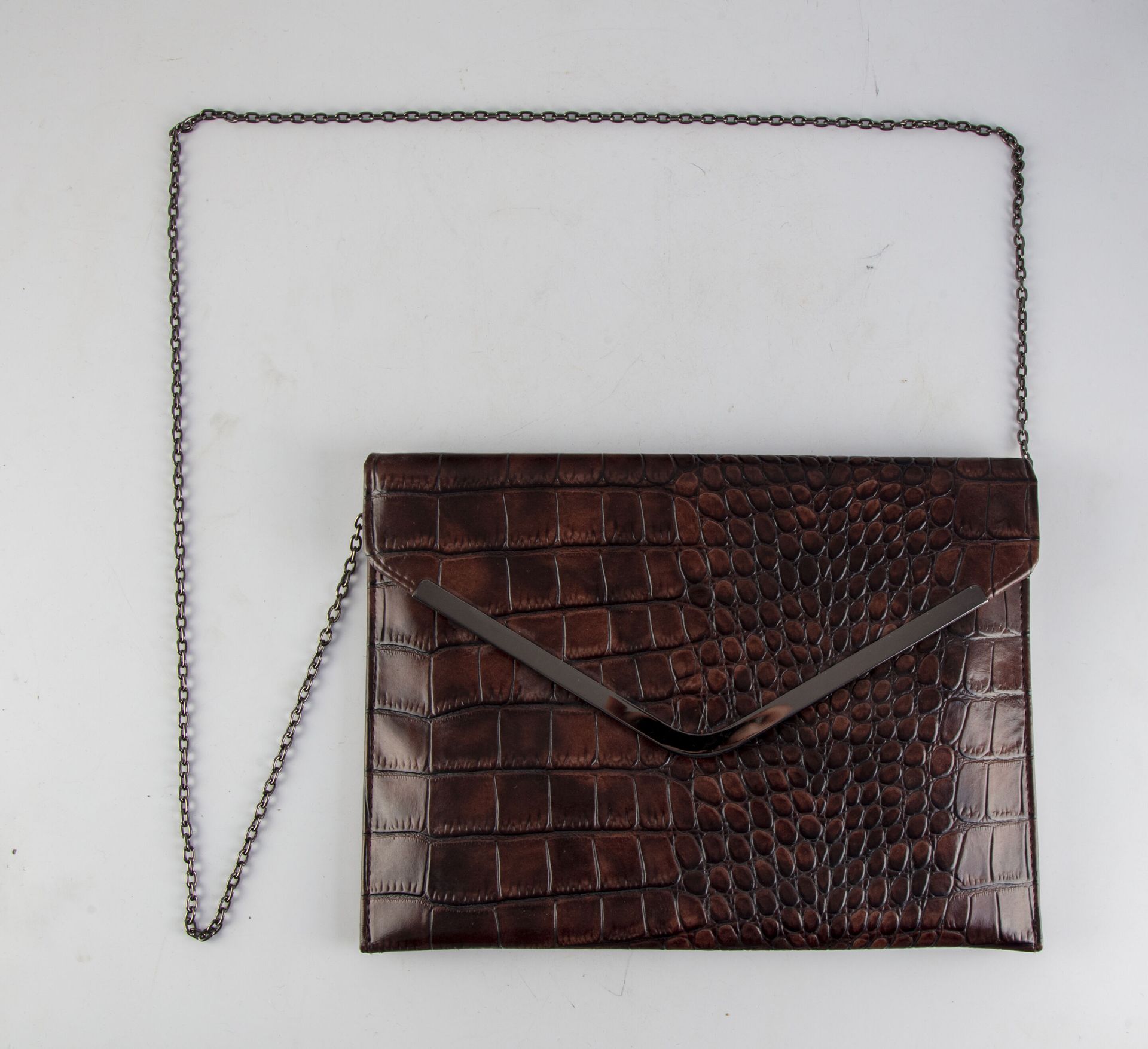 Null Leather handbag with imitation crocodile in chocolate color. Trim of silver&hellip;