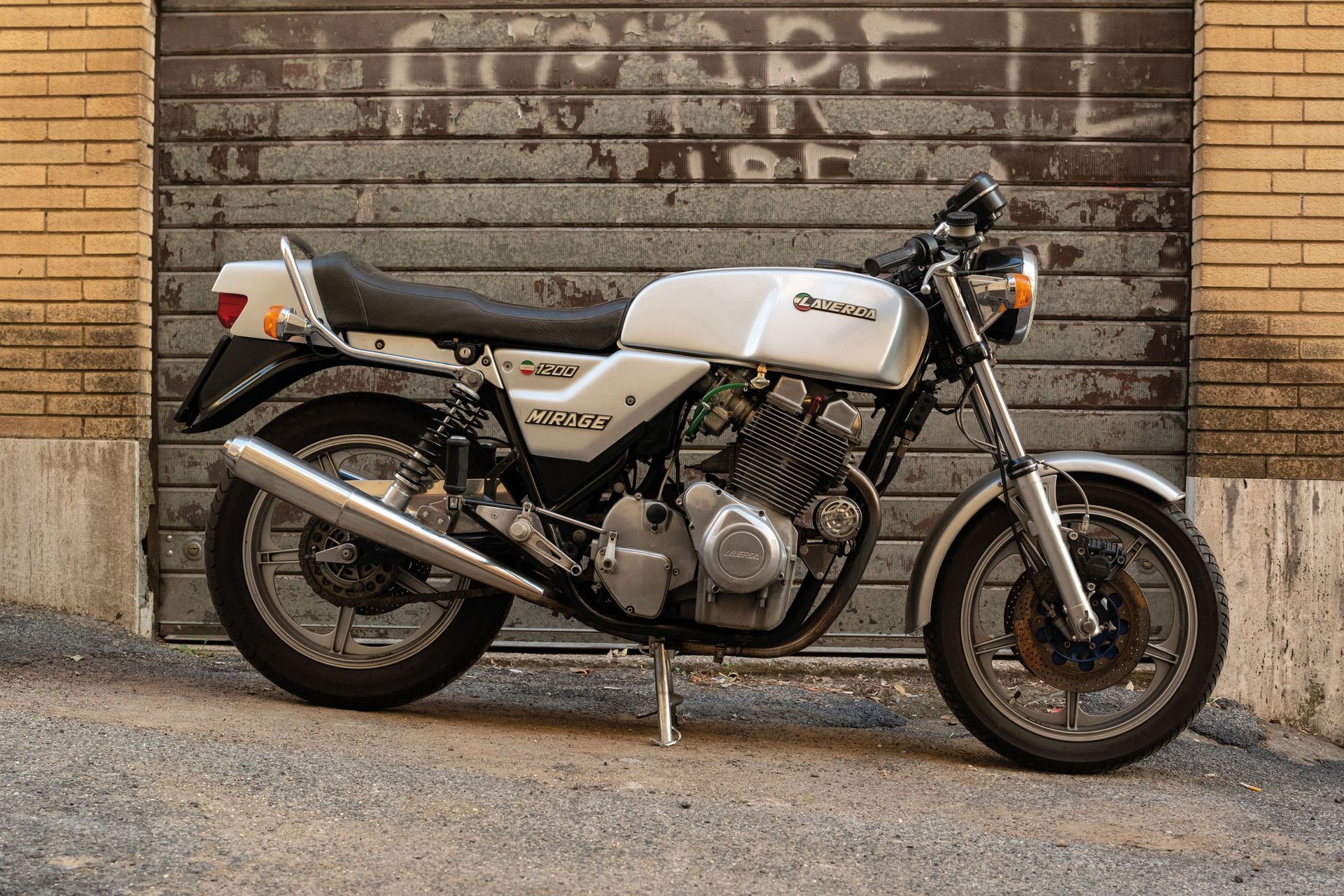 LAVERDA 1200 MIRAGE, 1983 
Chassis/Chassis n. 3170

- The 1200 version of the La&hellip;