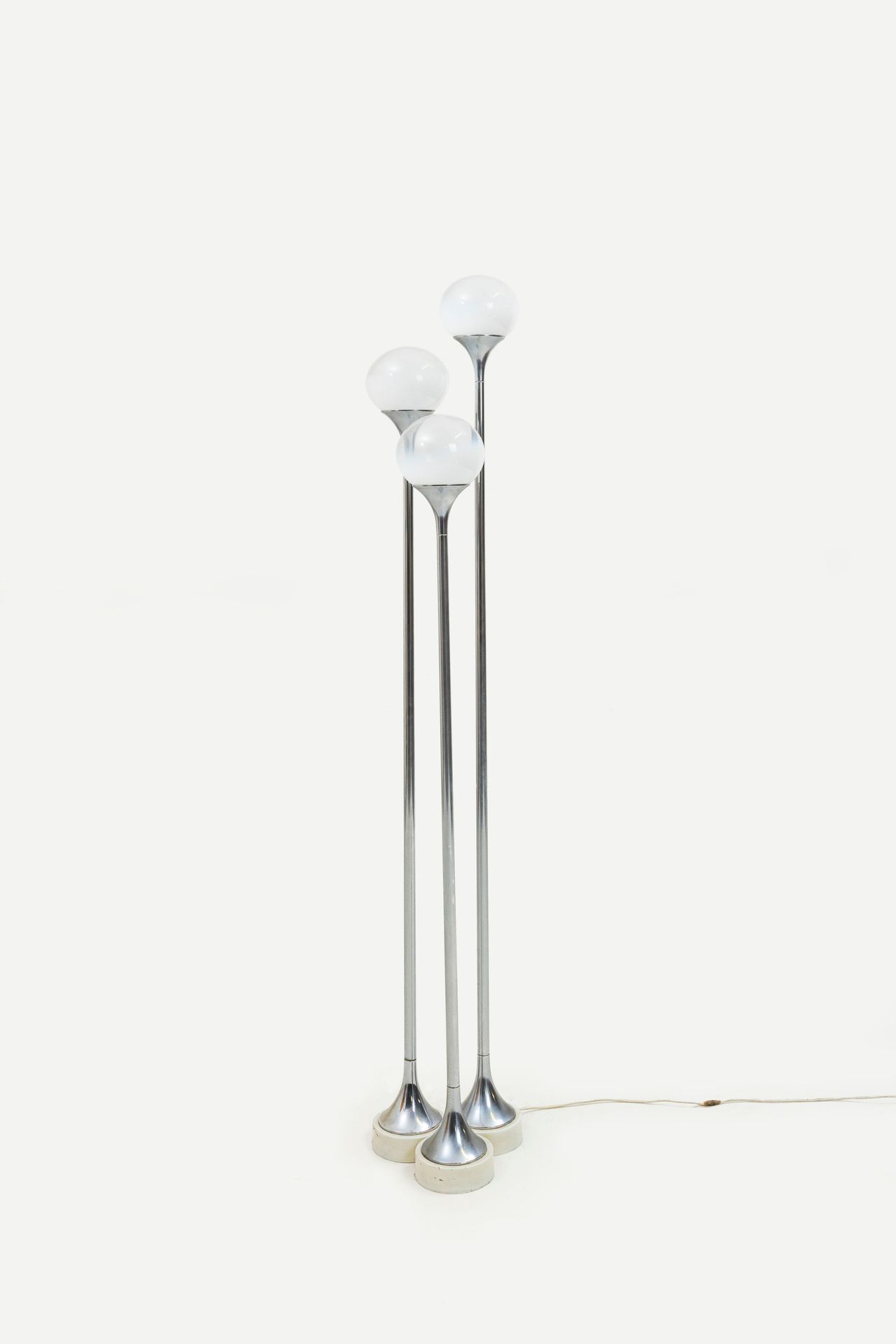 REGGIANI Floor lamp. Enameled metal, chrome-plated metal, blown glass. Italy 196&hellip;
