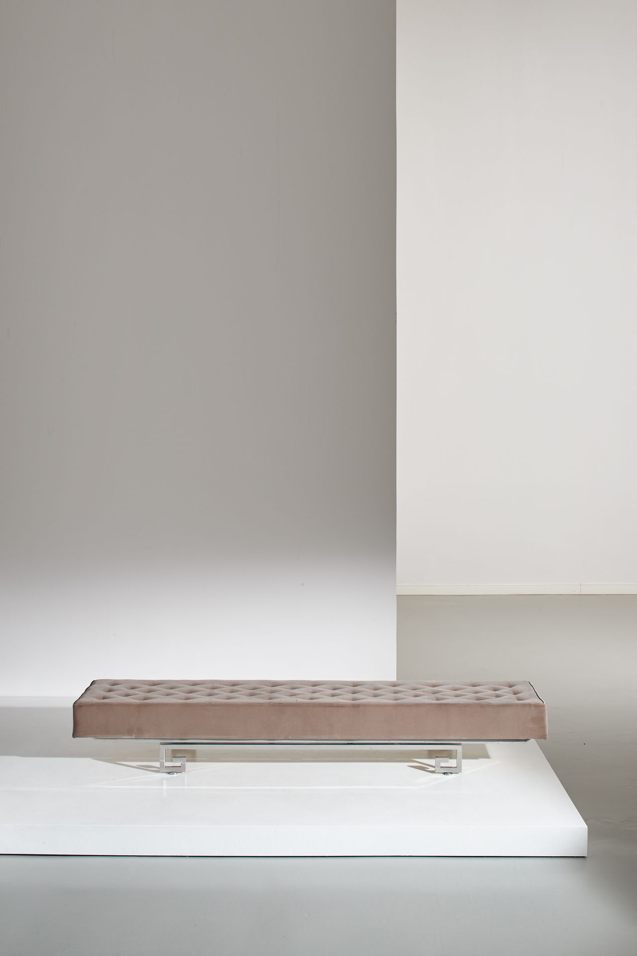 ROMEO REGA (ATTRIB. A) Large bench. Chrome-plated metal, upholstered fabric. Ita&hellip;