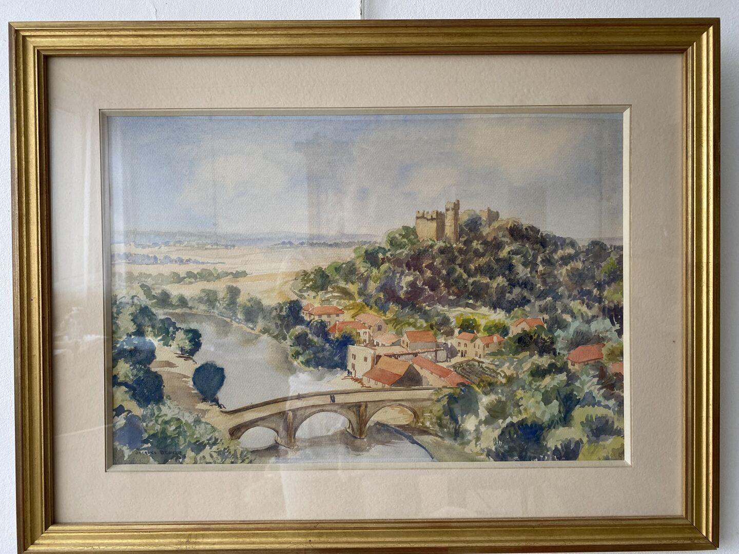 Null Jacques DENIER (1894-1983)

有城堡和桥梁的村庄景观

水彩画，左下方有签名。

29 x 43 cm (展出中)