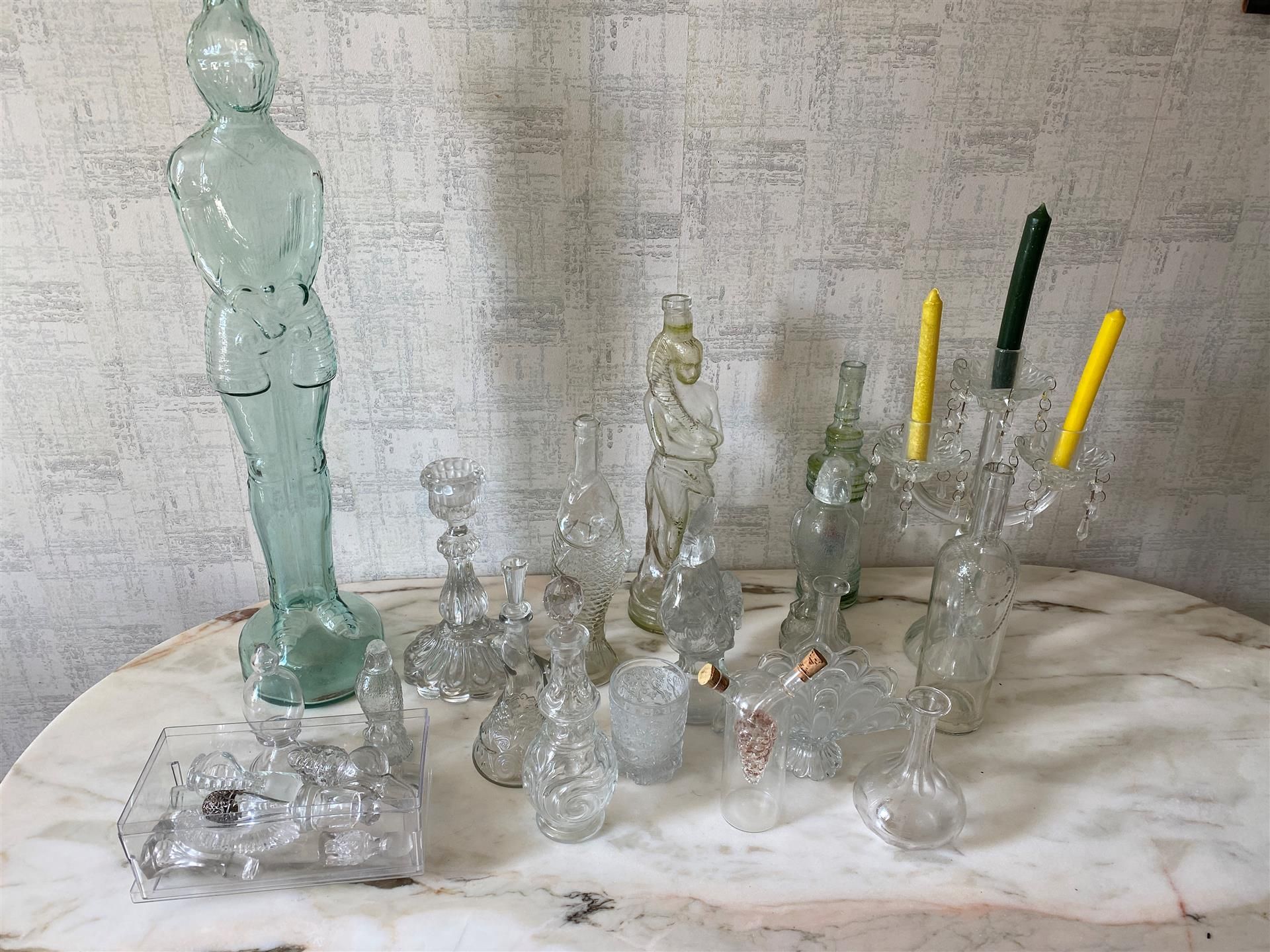 Null Collection of moulded glass bottles

(As is)