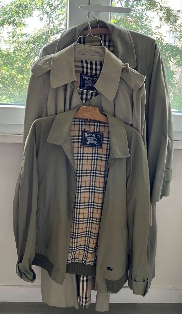 Null BURBERRY

Deux trench imperméables trench BURBERRY

Taches et usures 



On&hellip;
