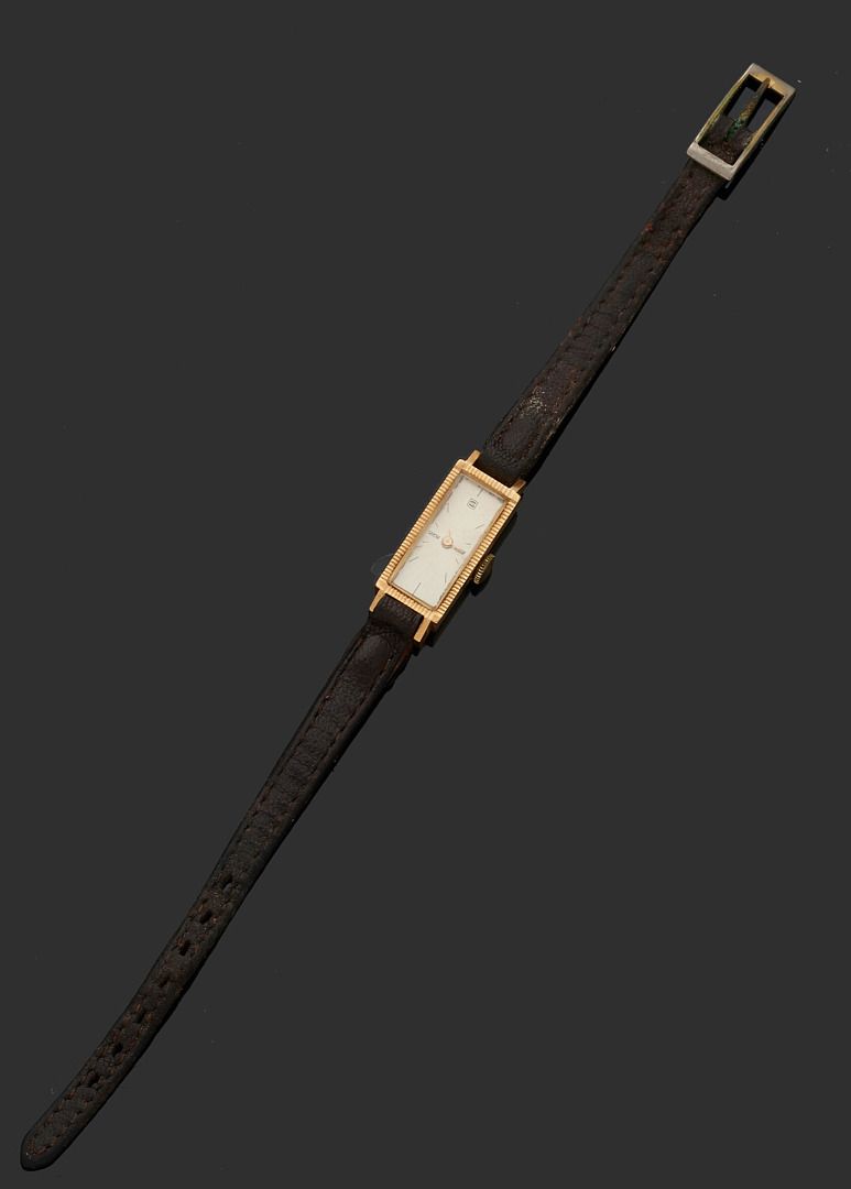Null MONTRE bracelet de dame, la montre de forme rectangulaire en or jaune 750 m&hellip;