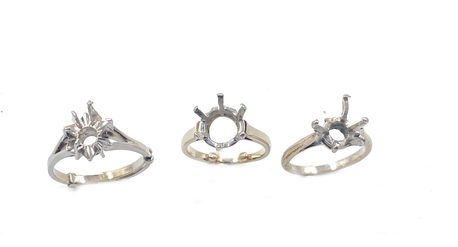 Null THREE MOUNTS of rings in white gold 750 thousandths or platinum 850 thousan&hellip;