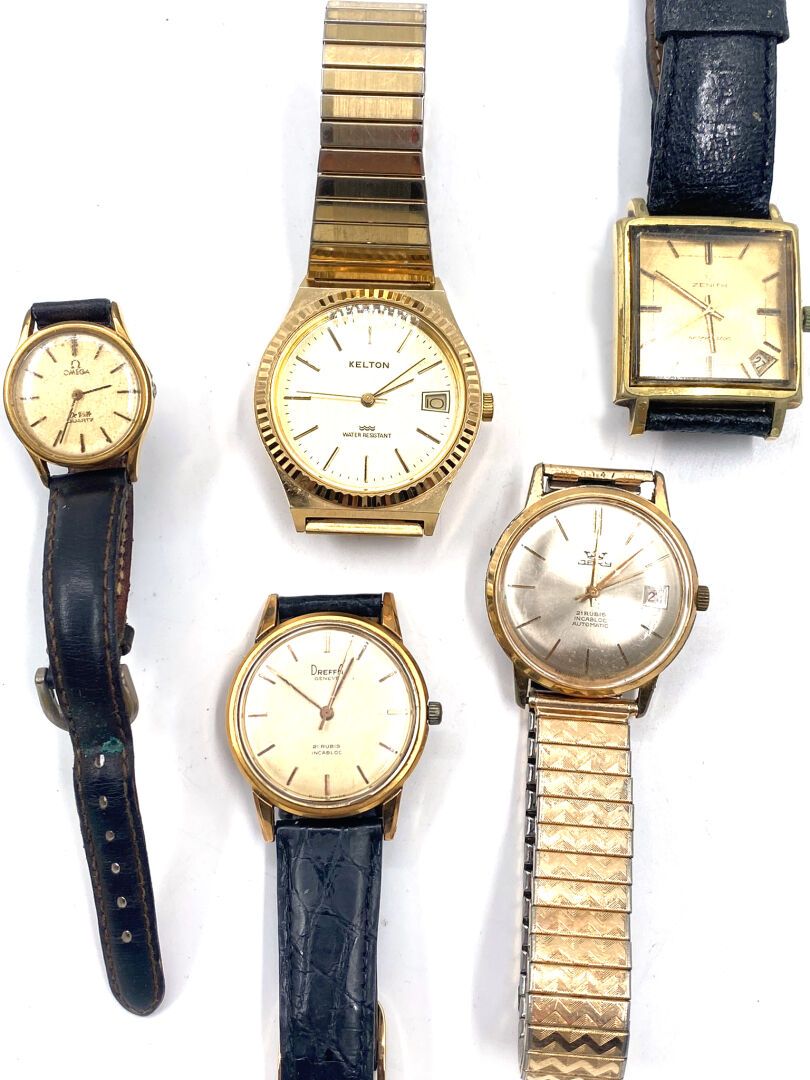 Null ENSEMBLE de 5 montres divers en acier ou métal doré : Kelton, Dreffa, Jery,&hellip;