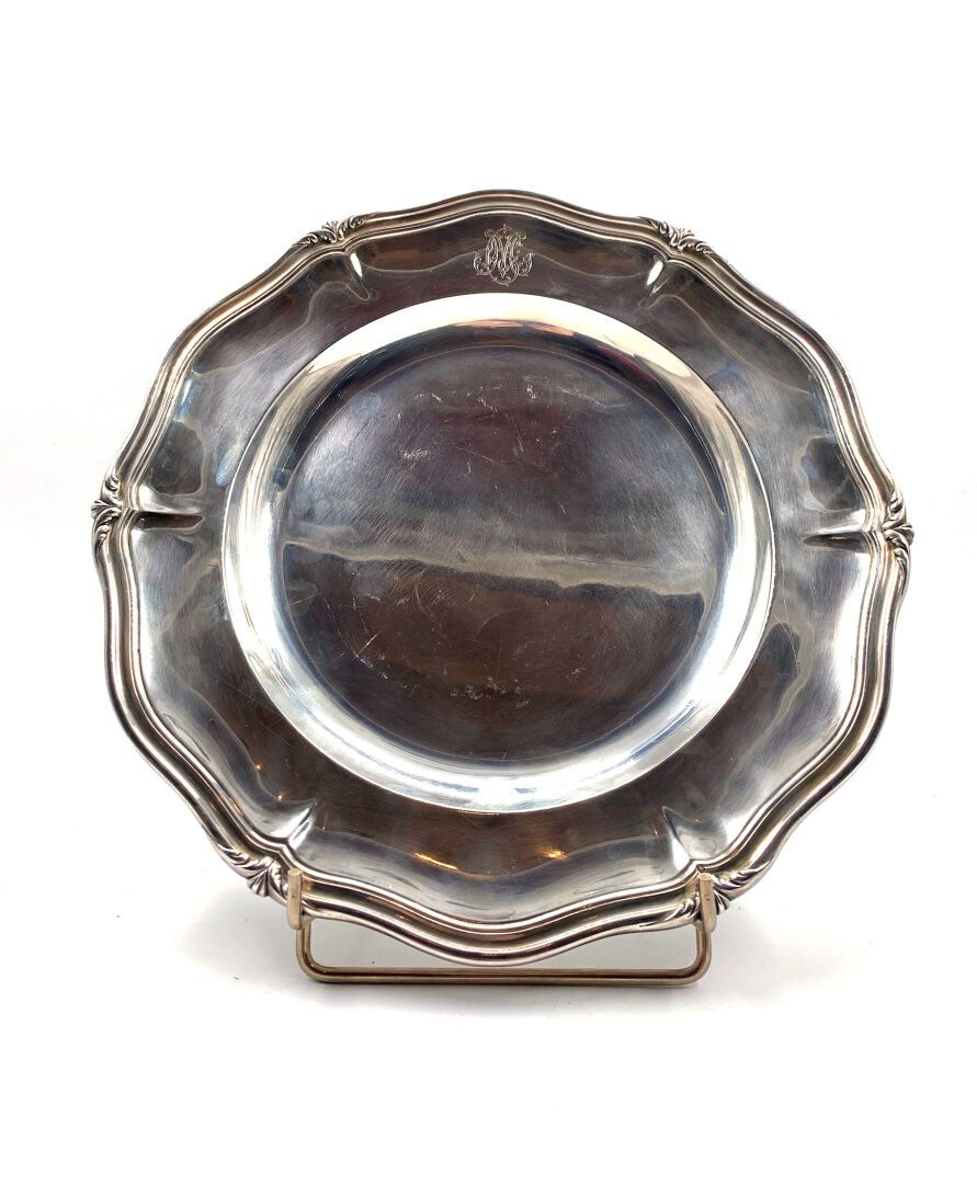 Null Piastra rotonda in argento 925 millesimi con bordo sagomato, contorni a fil&hellip;