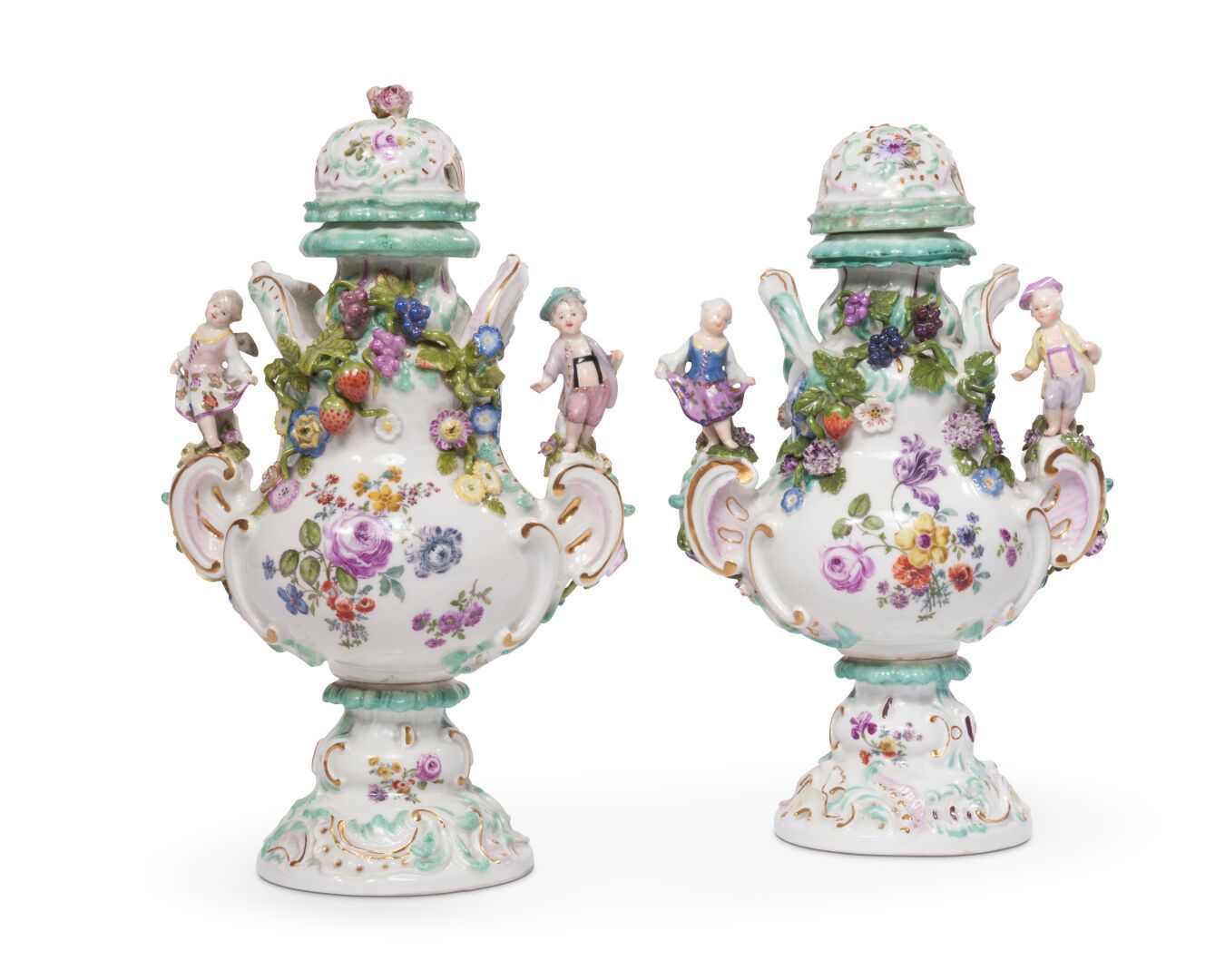 Null MEISSEN
Paire de vases pots-pourris couverts de forme balustre en
porcelain&hellip;