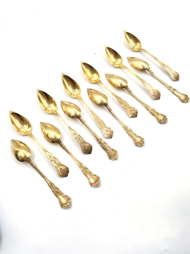 Null Twelve tea spoons in vermeil 800 thousandths model violin with guilloche de&hellip;