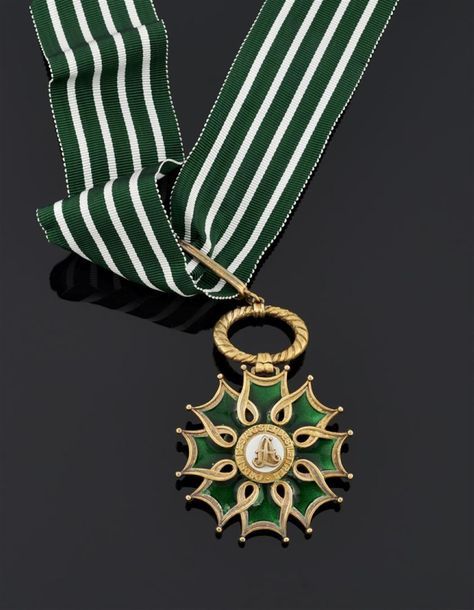 Null Ordre des Arts et des Lettres, fondé en 1957, bijou de commandeur en vermei&hellip;