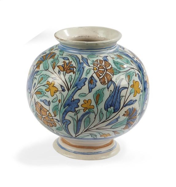 Null Padoue
Vase de forme globulaire en faïence à décor polychrome dans le style&hellip;