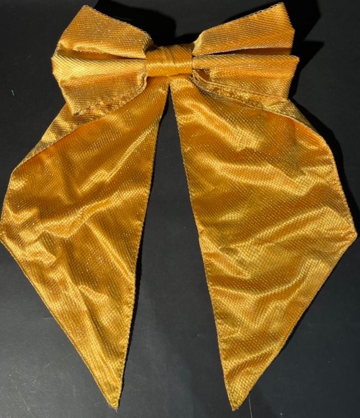 Null 7 个金色蝴蝶结 + 一套金色蝴蝶结。