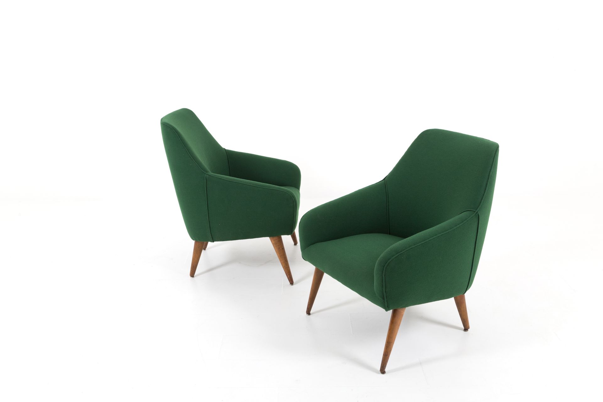GIO PONTI for CASSINA. Pair of wooden armchairs GIO PONTI（米兰，1891-1979）为CASSINA设&hellip;