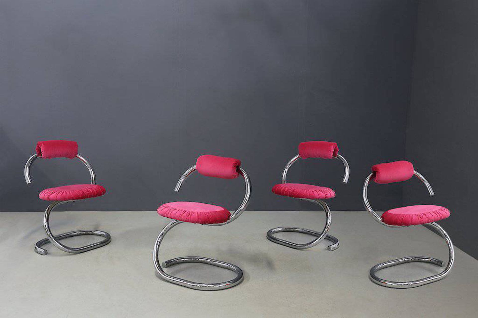 GIOTTO STOPPINO. Four Cobra chairs. 1970s GIOTTO STOPPINO (Vigevano, 1926 - Mila&hellip;