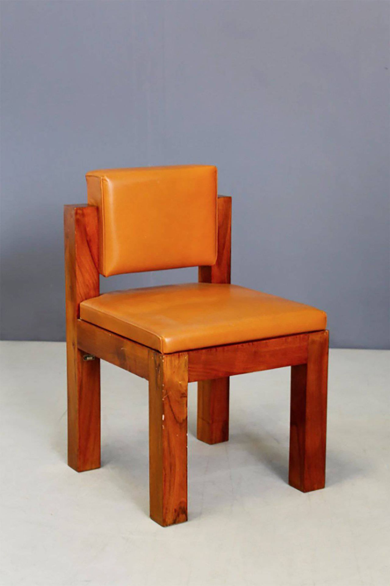 MANSUTTI and MIOZZO. Wooden armchair FRANCESCO MANSUTTI E GINO MIOZZO. Fauteuil &hellip;