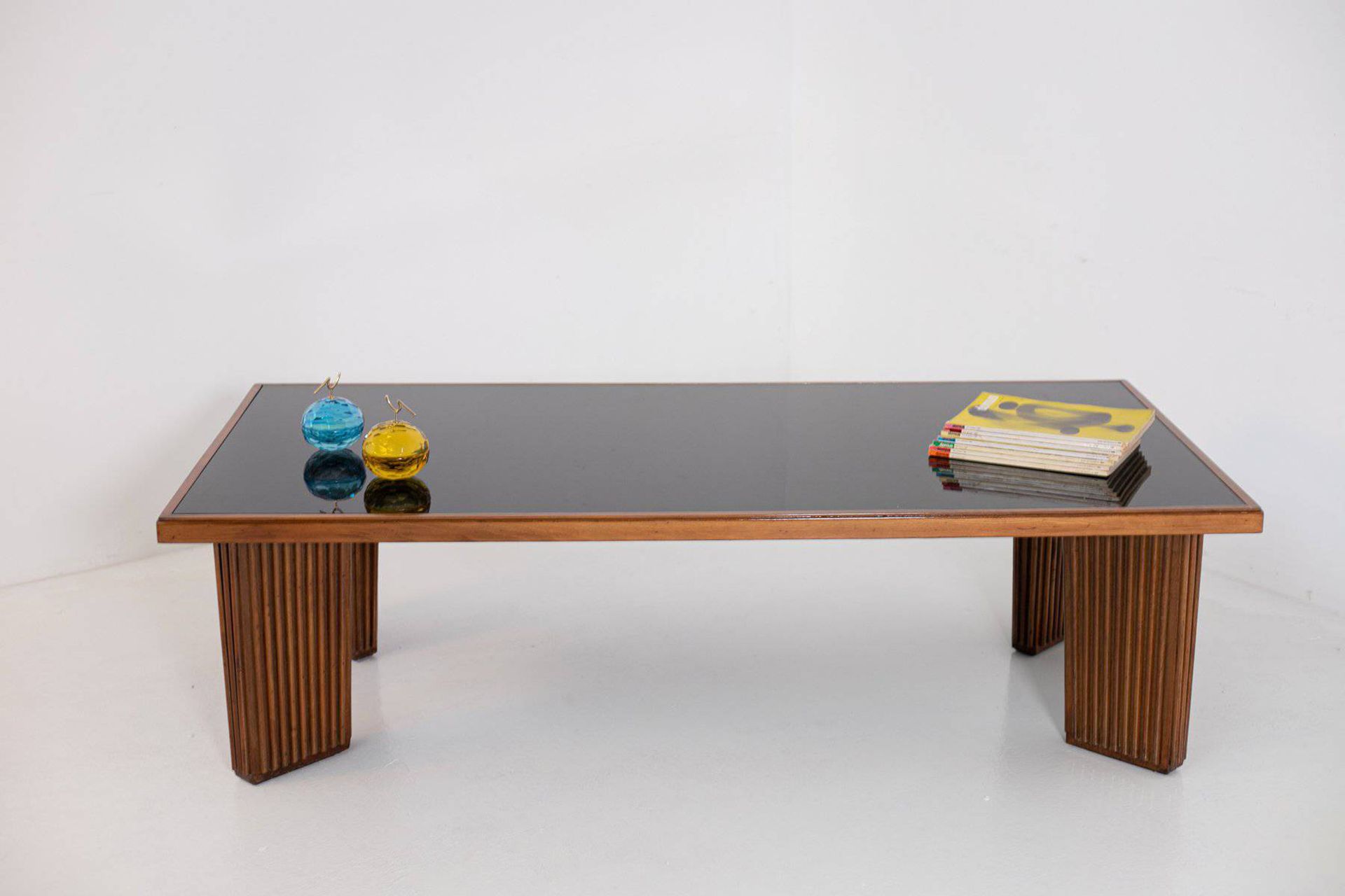 EUGENIO QUARTI (Attr). Wooden table. 1950s EUGENIO QUARTI (Attr.) (Villa d'Almè,&hellip;