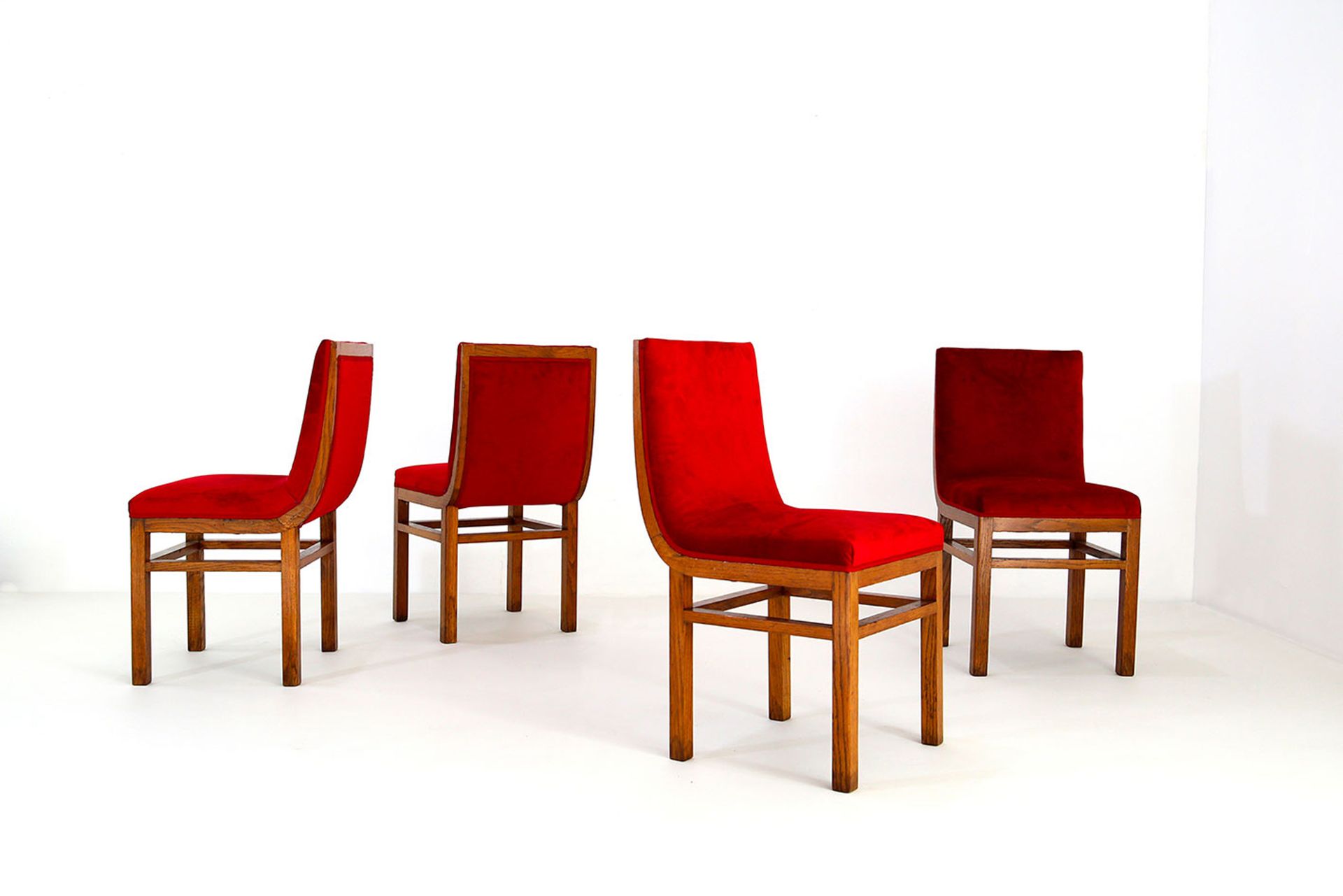 GINO LEVI-MONTALCINI. Four armchairs. 1940s GINO LEVI-MONTALCINI (Milan, 1902 - &hellip;