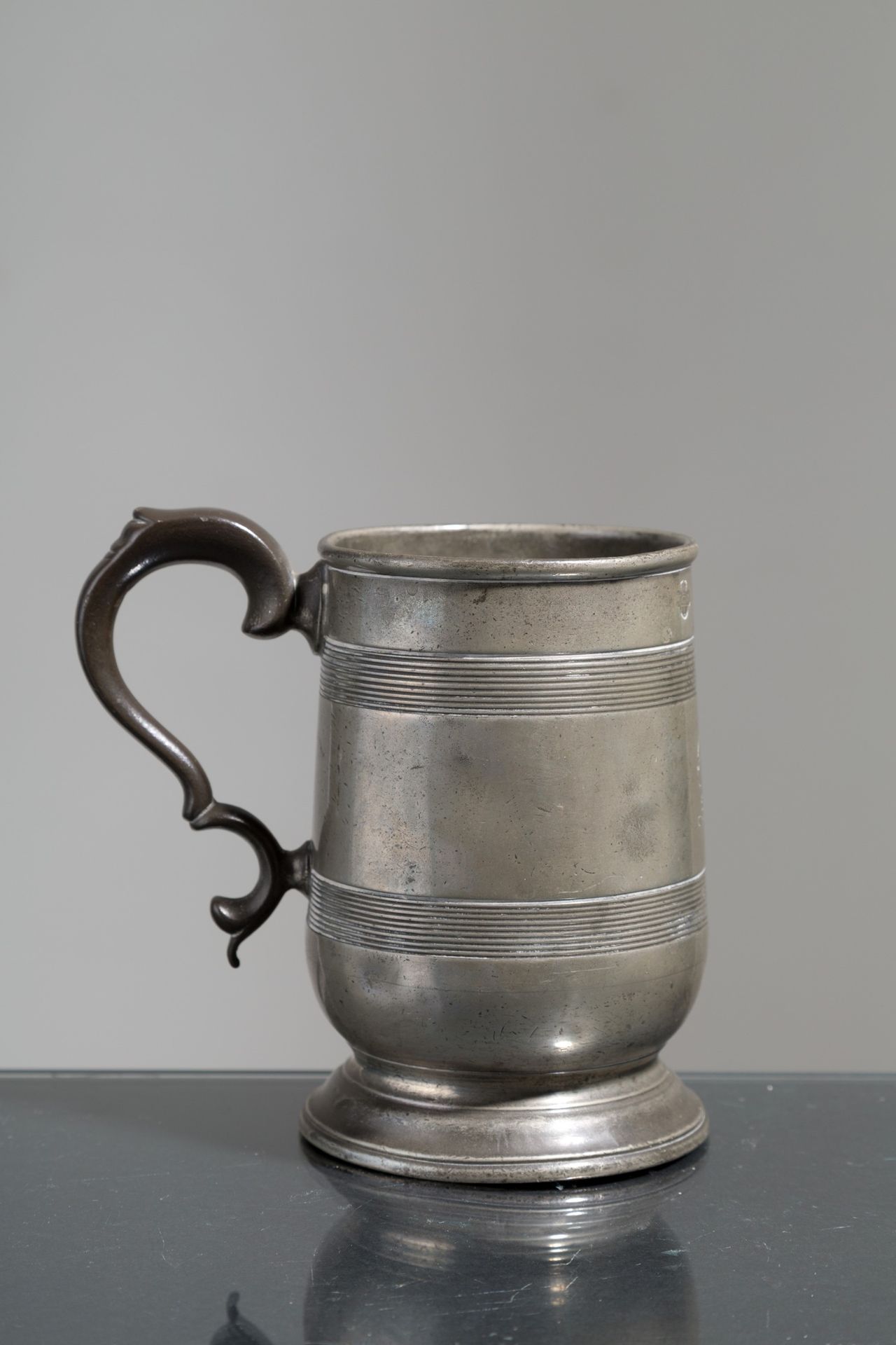 Pewter tankard Pewter mug. 19th century.