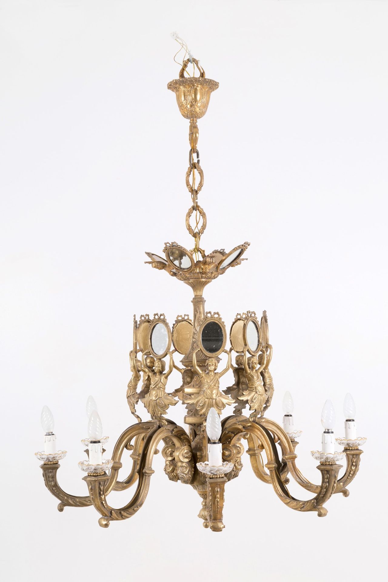 Chandelier in bronze and porcelain Lampadario otto luci in bronzo dorato con pla&hellip;