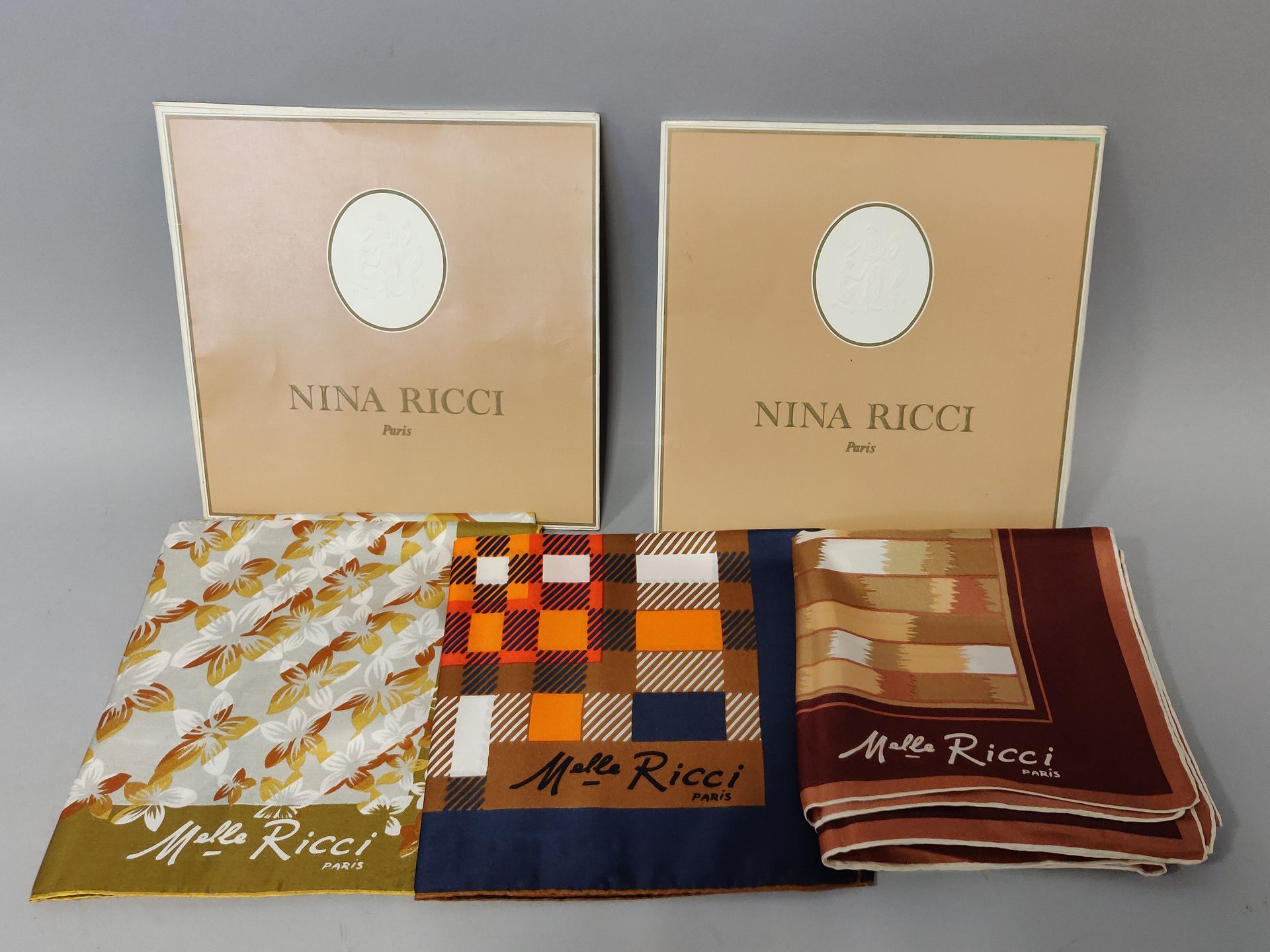 Null NINA RICCI PARIS. Set of three silk scarves with floral and geometric patte&hellip;