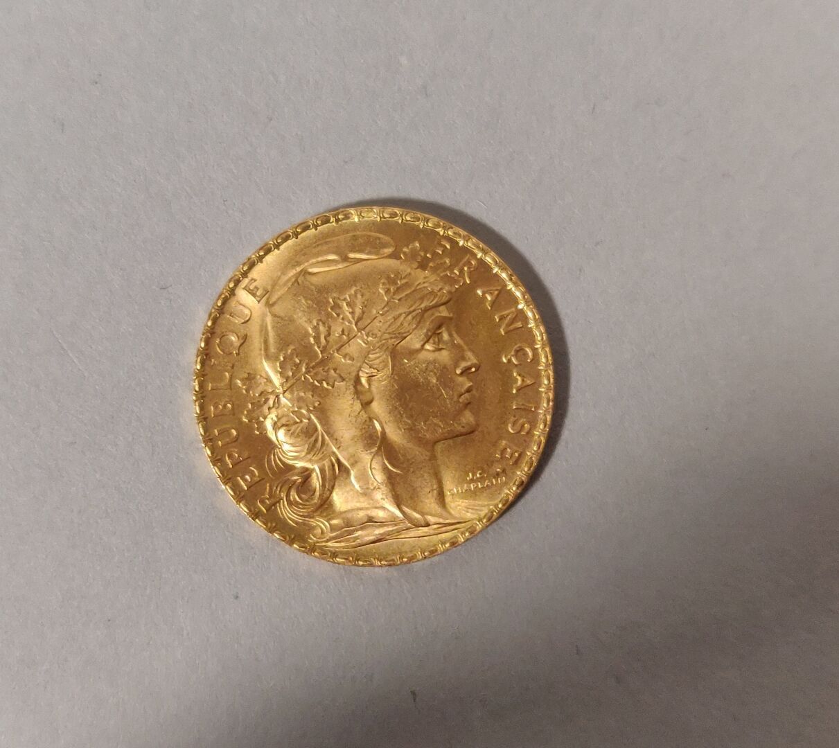 Null FRANCE. Pièce en or jaune de 20 Francs 1906. Poids : 6,48 gr.