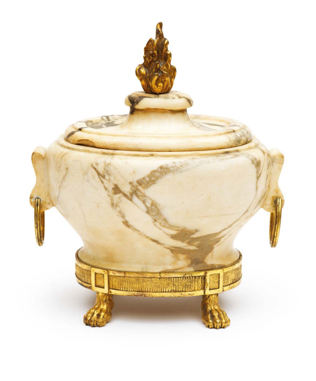 Null Covered urn in veined white marble. Shuttle shape flanked by two handles wi&hellip;