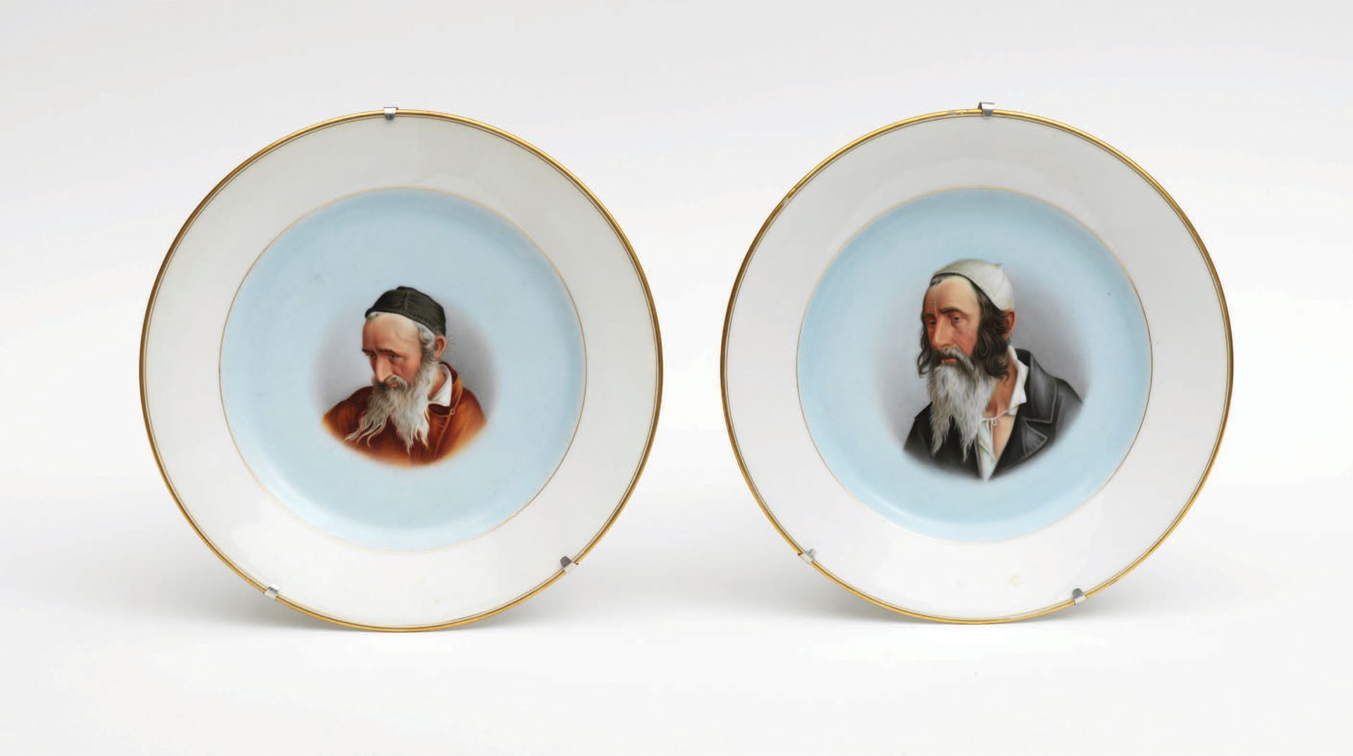 Null RARE PAIR OF RUSSIAN DECORATIVE PAINTED PORCELAIN PLATES Odessa, late 19th &hellip;