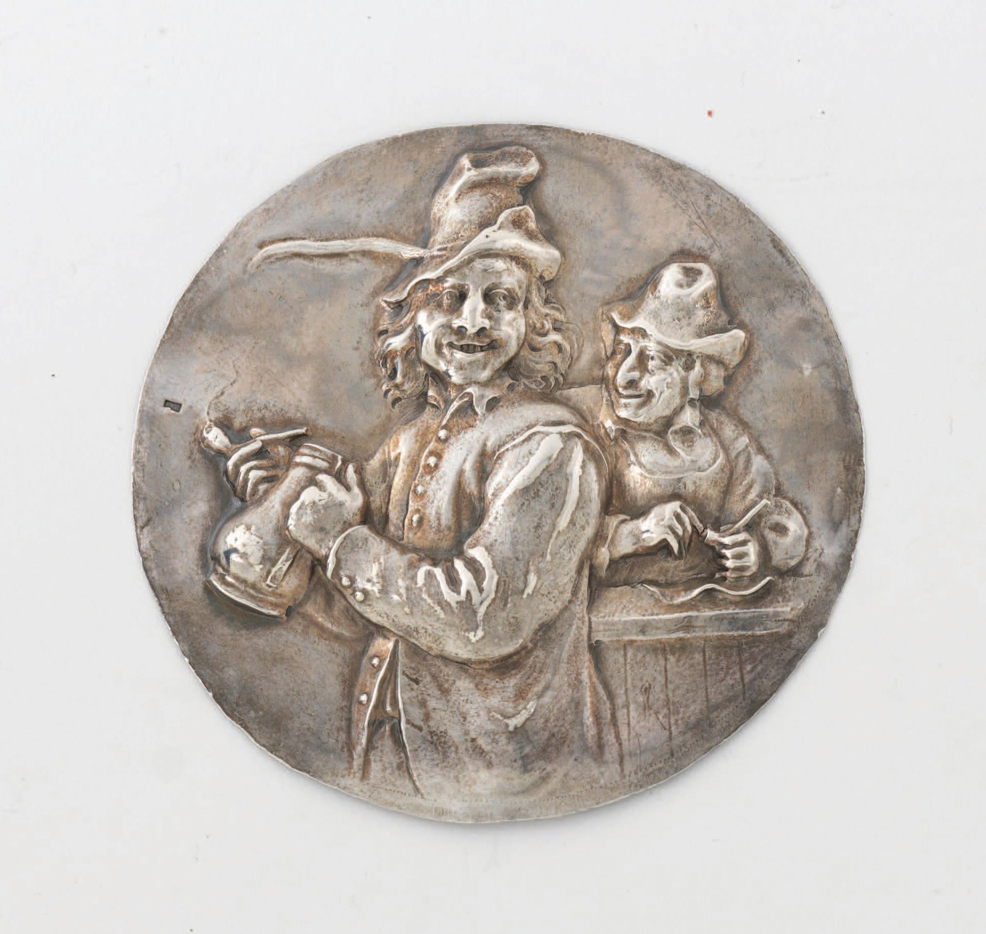 Null ROUND SILVER PLAQUE Antwerp, XVIIth century
Date stamp or goldsmith's mark &hellip;