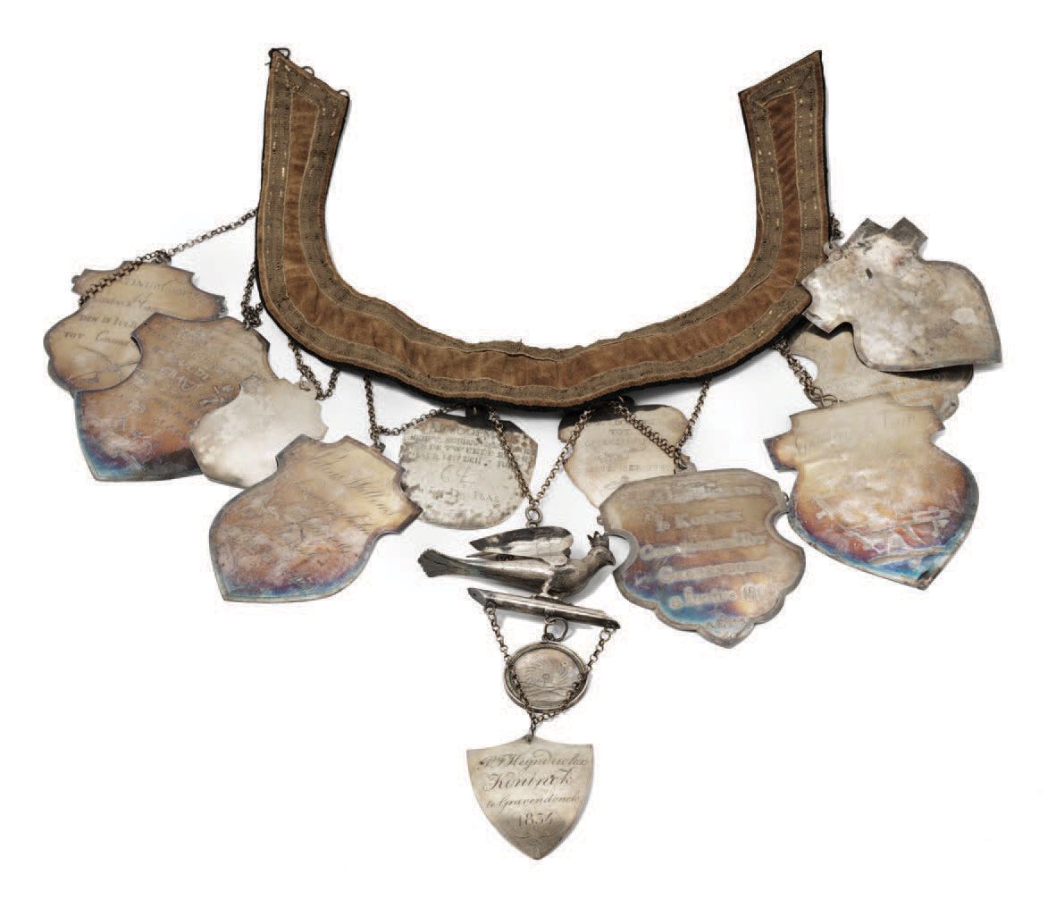 Null COLLIER DE GILDE EN ARGENT Belgique, XIXe siècle
Ce collier de gilde de Gro&hellip;