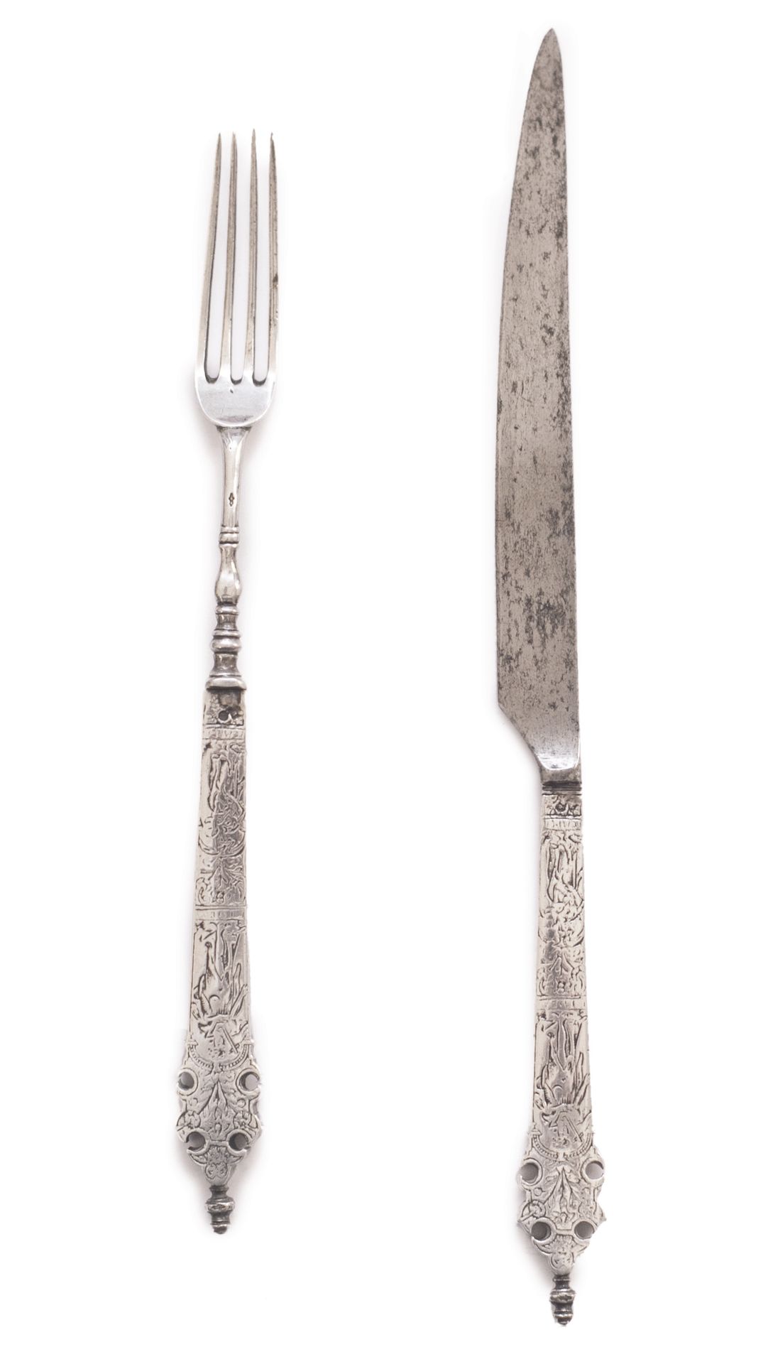 Null 银叉和银刀 安特卫普，16世纪末
婚礼餐具模型，仿照Theodor de Bry的模型
高_17,5厘米，宽_1,6厘米，高_21厘米，宽_1,6厘米&hellip;