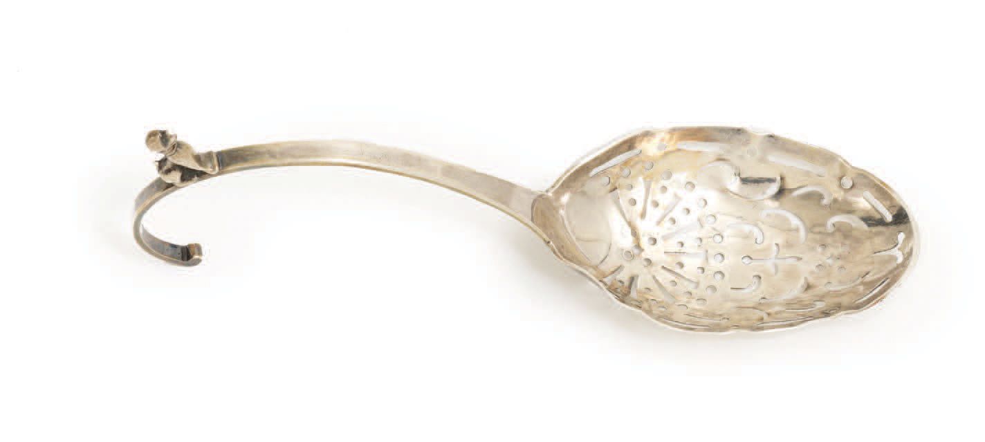Null Cuchara de plata para esparcir azúcar Amberes, 1795
Sello de fecha: 95 - Ma&hellip;