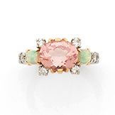 Null Bague 2 tons d'or 18K (750), ornée d'une morganite ovale facettée en serti &hellip;