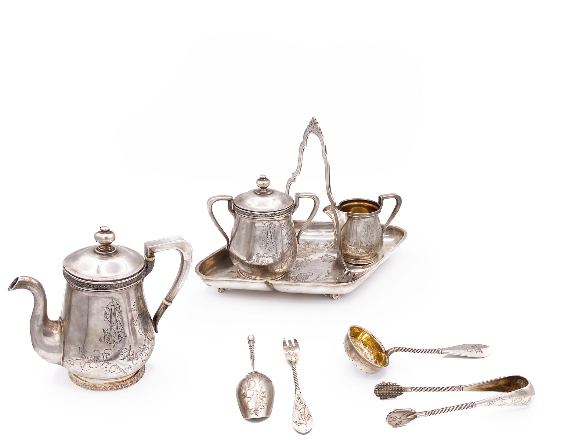 FABERGE Servizio da tè completo in argento 84 zolotnik (875 millesimi) di forma &hellip;