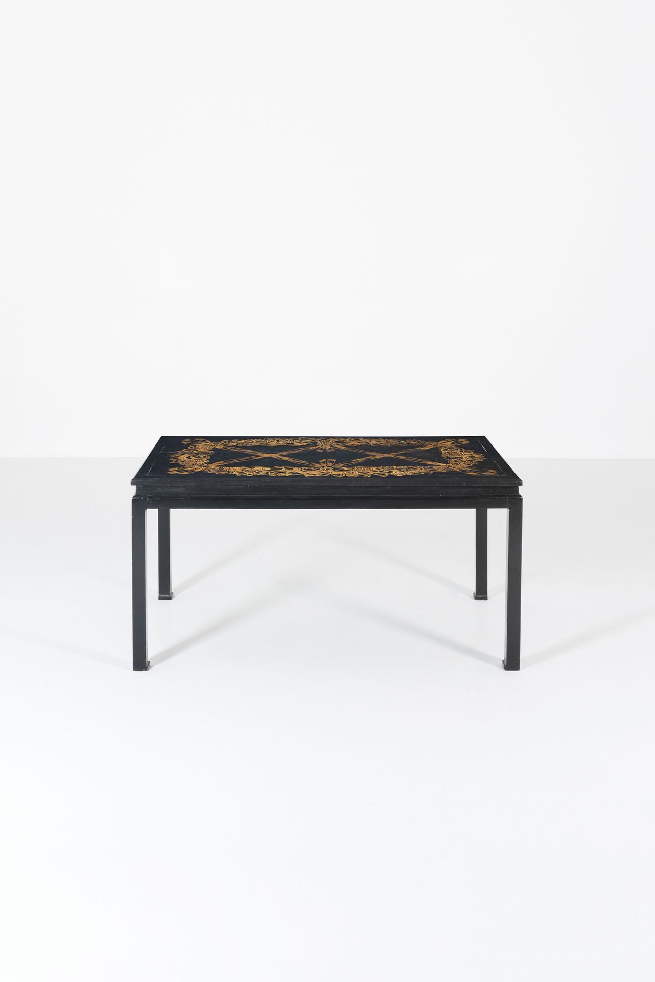 LOUIS SÜE (1875-1968) & ANDRÉ MARE (1885-1932) Table model "Mabraux 

Black and &hellip;