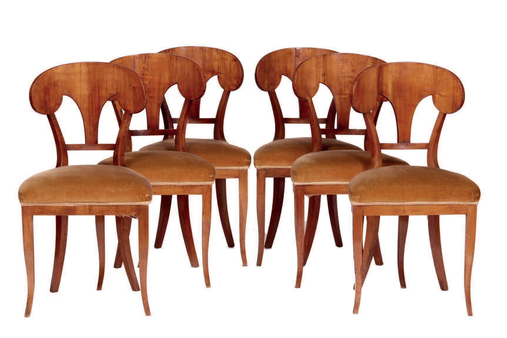 Null Conjunto de seis sillas de madera, respaldo abierto, asiento de terciopelo &hellip;