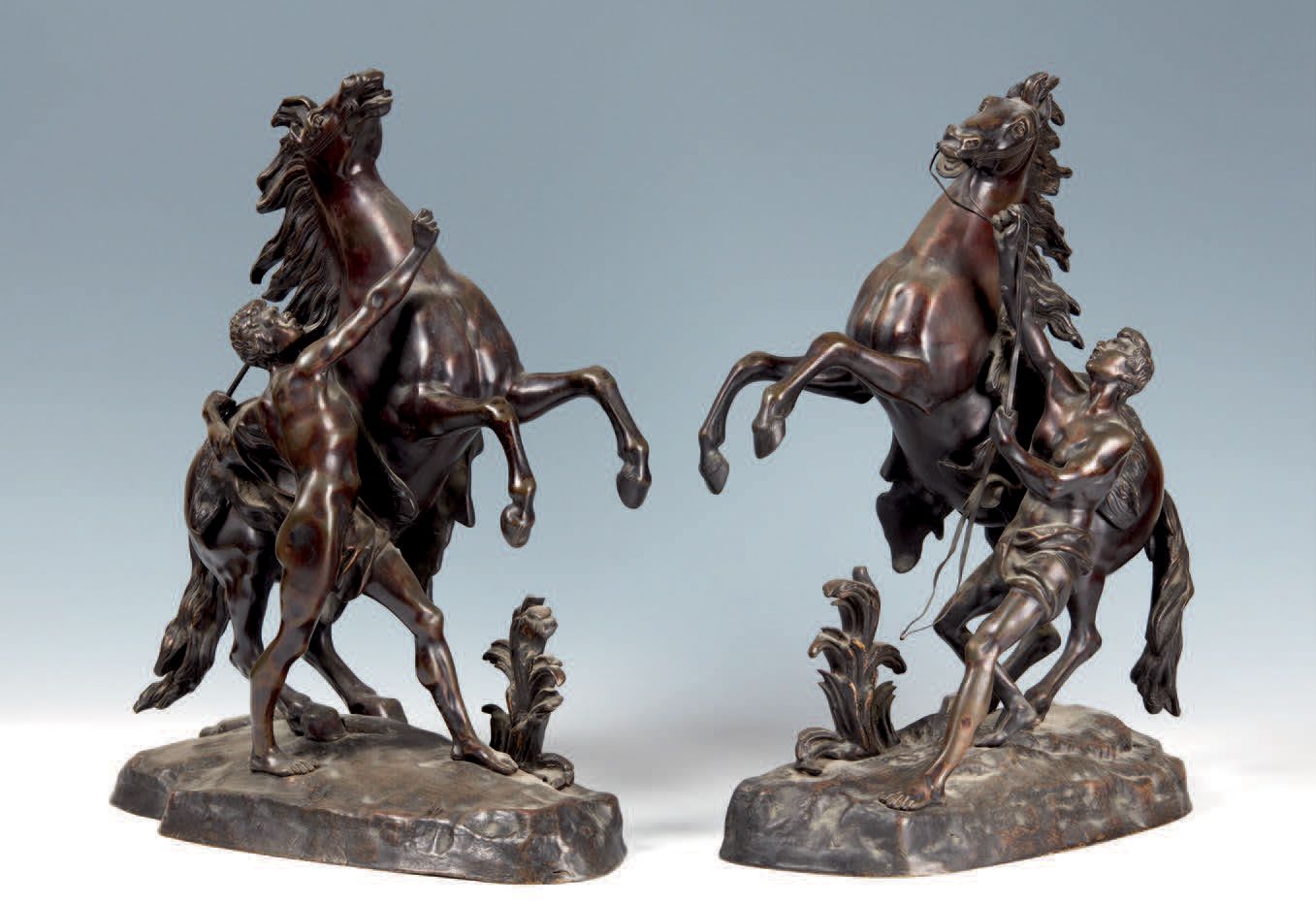 Da Guillaume Coustou 
I Cavalli di Marly
Coppia di sculture in antimonio, fine d&hellip;