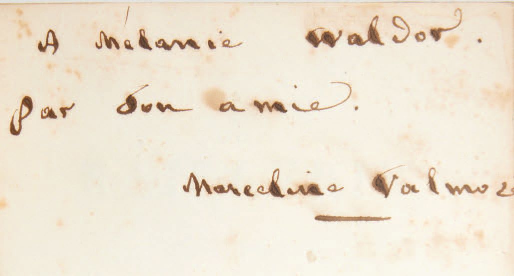 Marceline DESBORDES-VALMORE. 一个关于爱情的故事。巴黎，夏尔彭蒂埃，1833年。
小8开本，棕色半小牛皮，书脊有鎏金丝纹，红色摩洛哥&hellip;