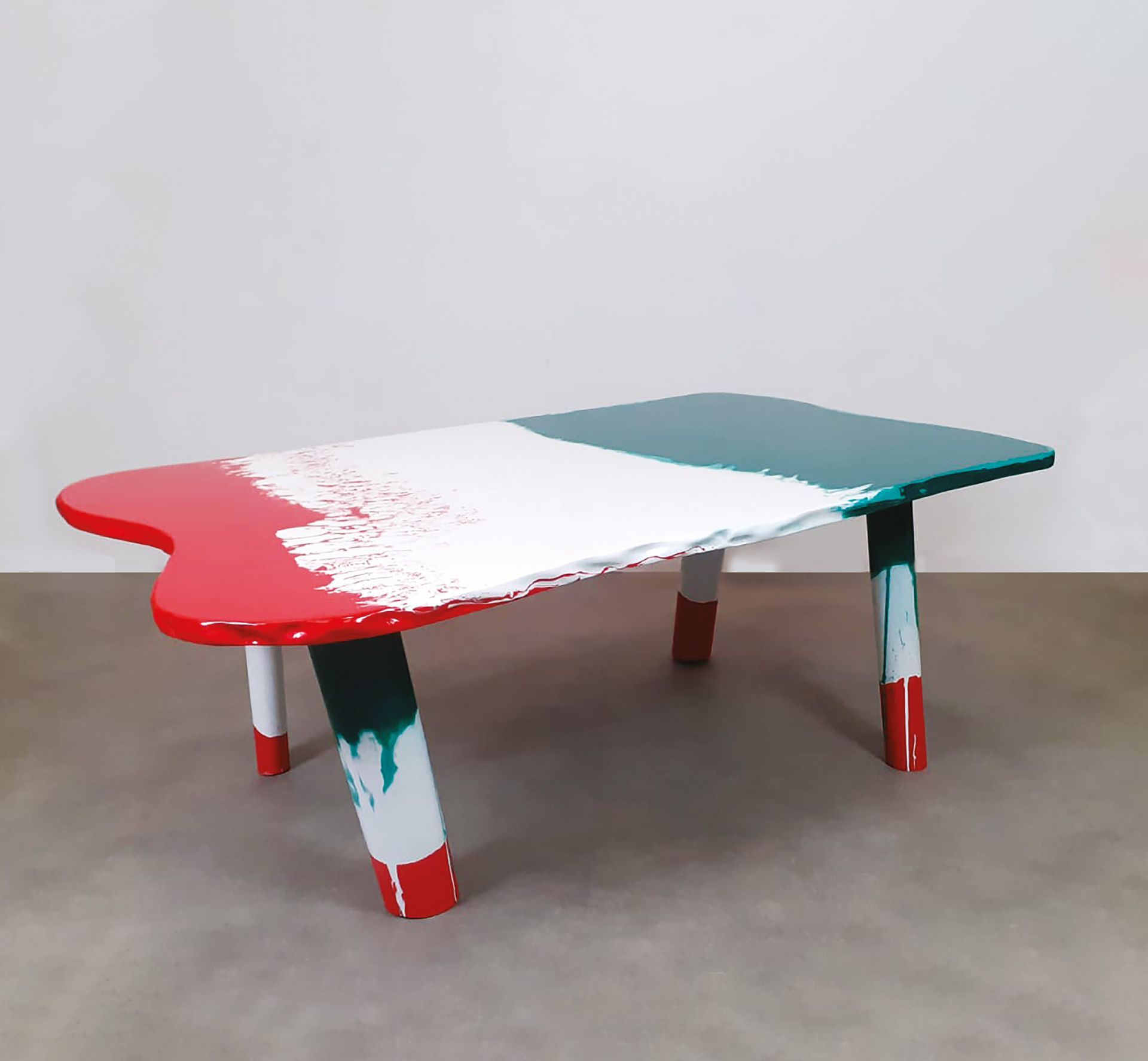 Gaetano PESCE (né en 1939) 
Table « Sessantuna »

Résine moulée tricolore et mét&hellip;