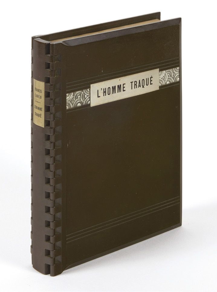 CARCO, Francis. L'homme traqué - 巴黎；Albin Michel，[1929]；小8开本 - 绿色胶木的艺术装饰装订，由S. G&hellip;