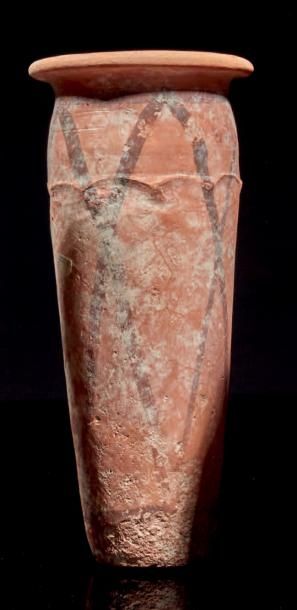 Null VASE À MOTIF CORDÉ.
Égypte, Nagada III.
Vase tronconique à lèvre plate, le &hellip;