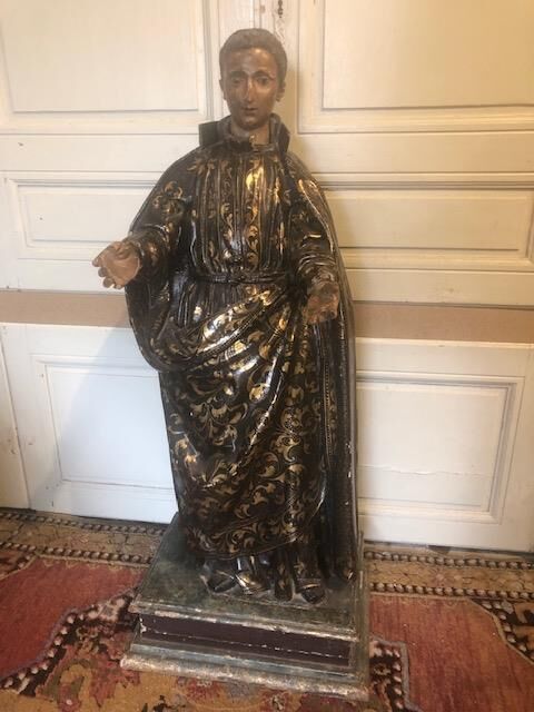 Null Der heilige Ludwig Gonzaga der Große. Skulptur, die den Heiligen in ein gro&hellip;