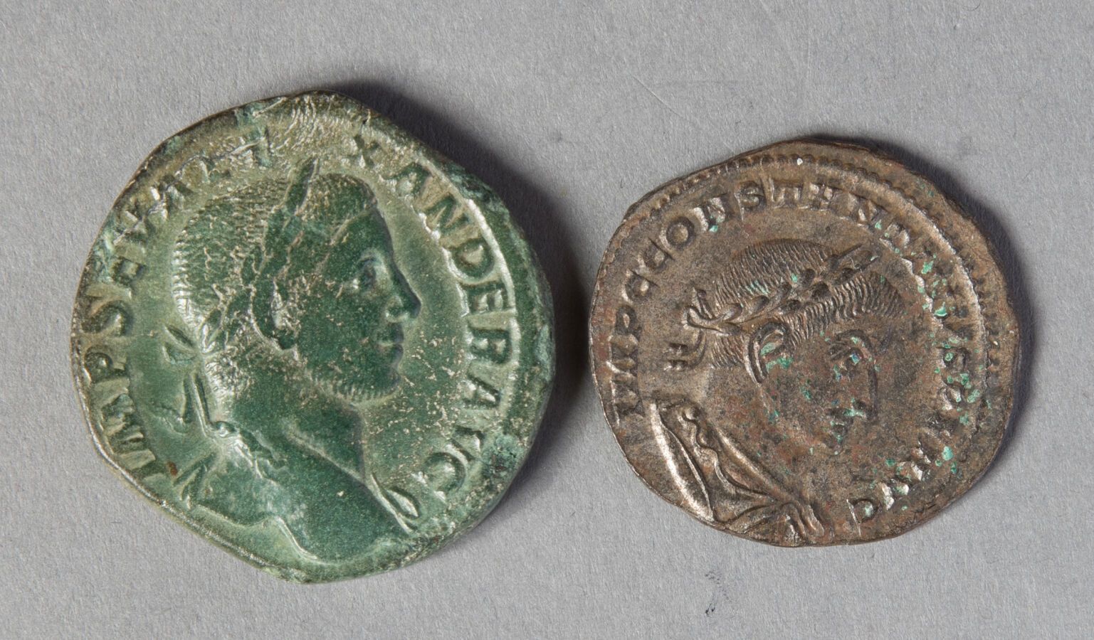 Null 帝国 

亚历山大-斯泰尔斯 :Sesterce

 Rv IOVI CONSERVATORI和大帝康斯坦丁：在里昂铸造的随从硬币 

18gr75和&hellip;
