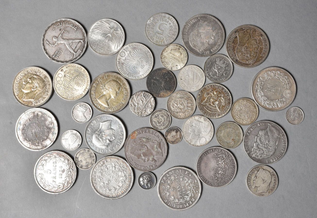 Null LOT DE 36 monnaies en ARGENT: Allemagne, Autriche, Canada, CHINE, Egypte,Fr&hellip;