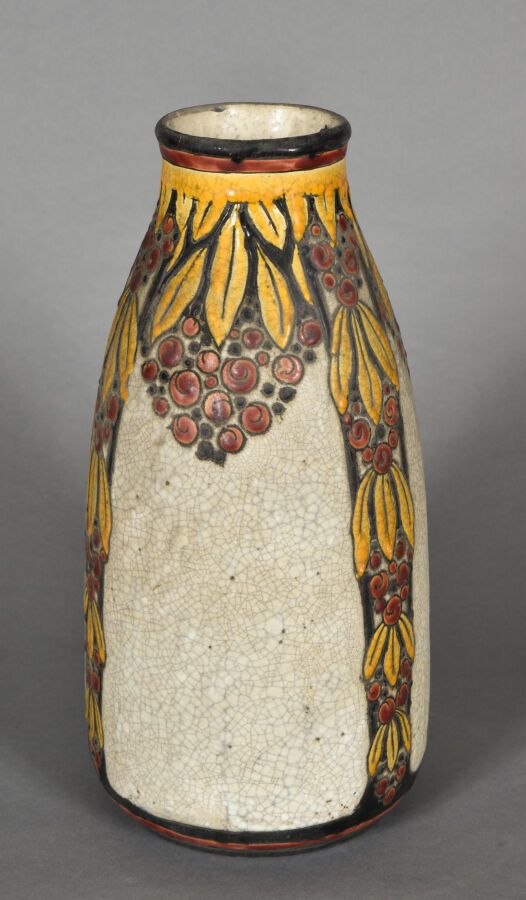 Null BOCH LA LOUVIERE (attribué à) 

Vase en céramique à corps tubulaire légèrem&hellip;