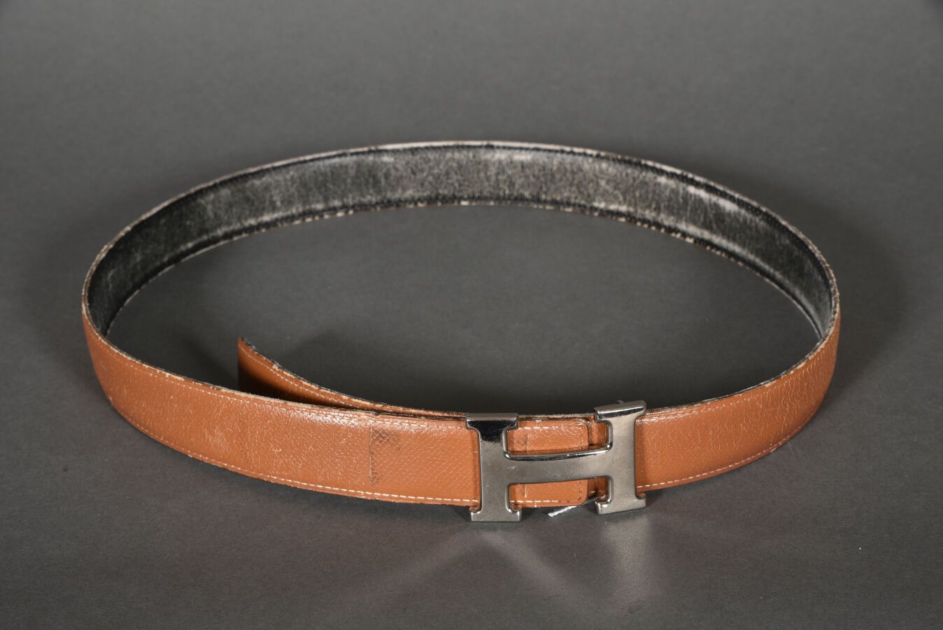 Null HERMES Paris made in France. Reversible belt in beige leather, black leathe&hellip;