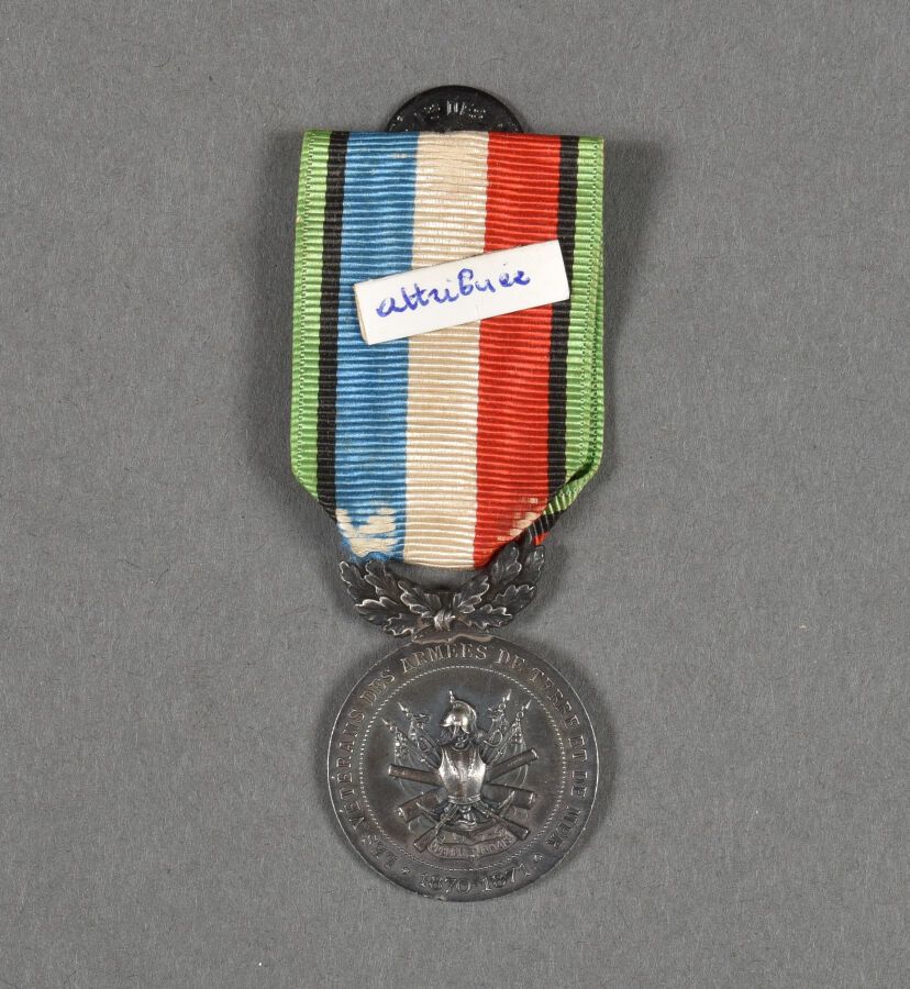 Null 法国。退伍军人奖章，颁发给一位科室副主席，银质。