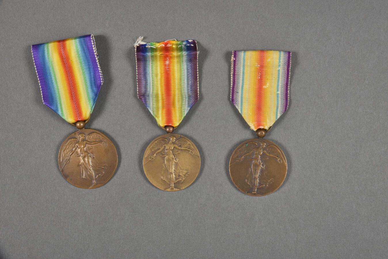 Null Belgique. Médaille Interalliée (1) et uniface (2), lot de 3.