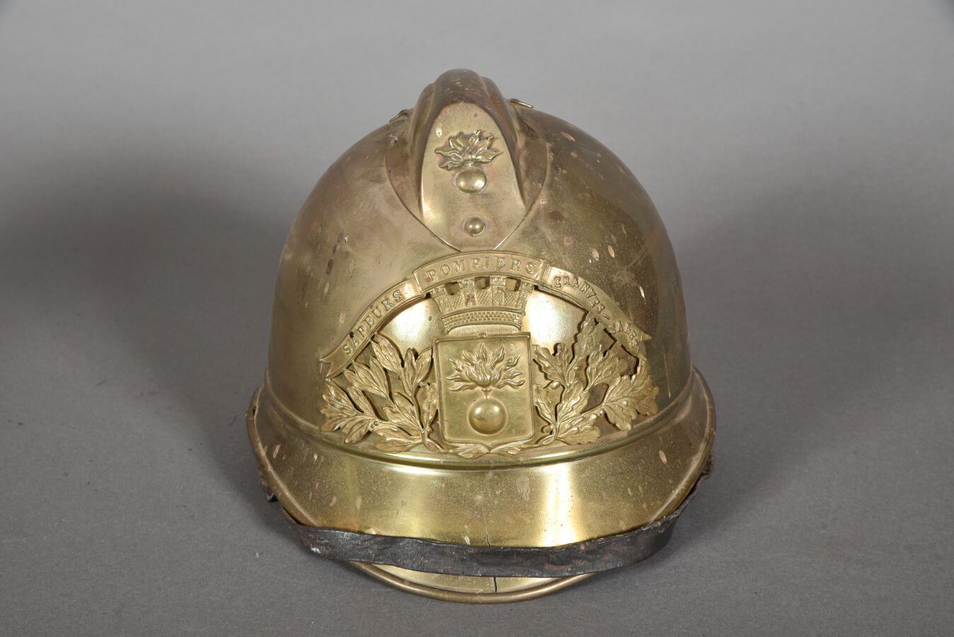 Null France. Casque de Sapeur-Pompier, 1895, de la commune de CRANVES-SALES (74)&hellip;