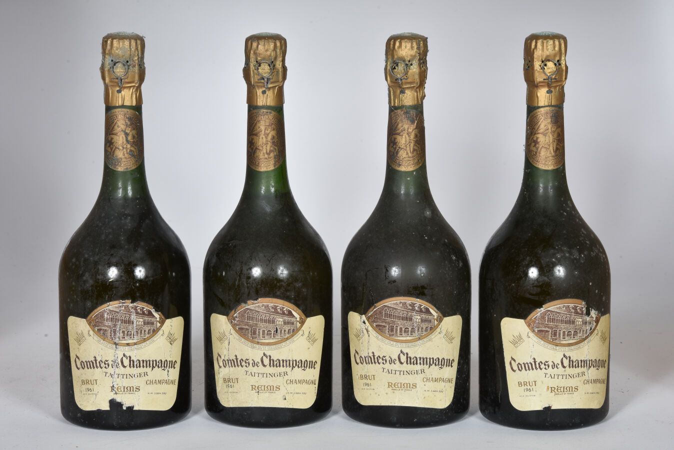 Null 4 B CHAMPAGNE BRUT COMTES DE CHAMPAGNE (1 to 6 and 3 to 7 cm; e.A. To e.T.A&hellip;